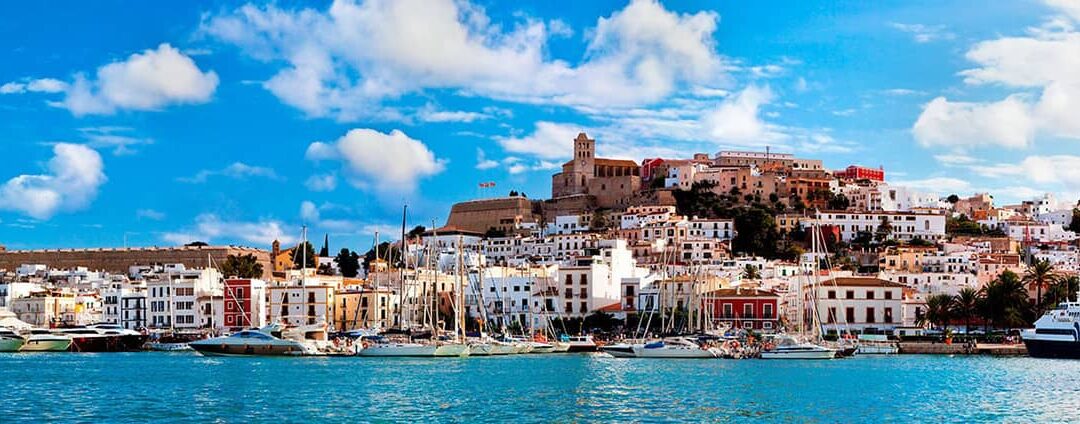 Przewodnik turystyczny po Ibizie i Formenterze
